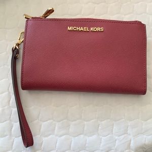 Michael Kors Wristlet